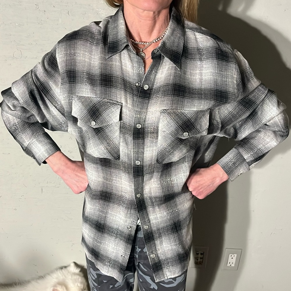 IRO Men’s size medium metallic thread shirt. Bought to wear oversized.